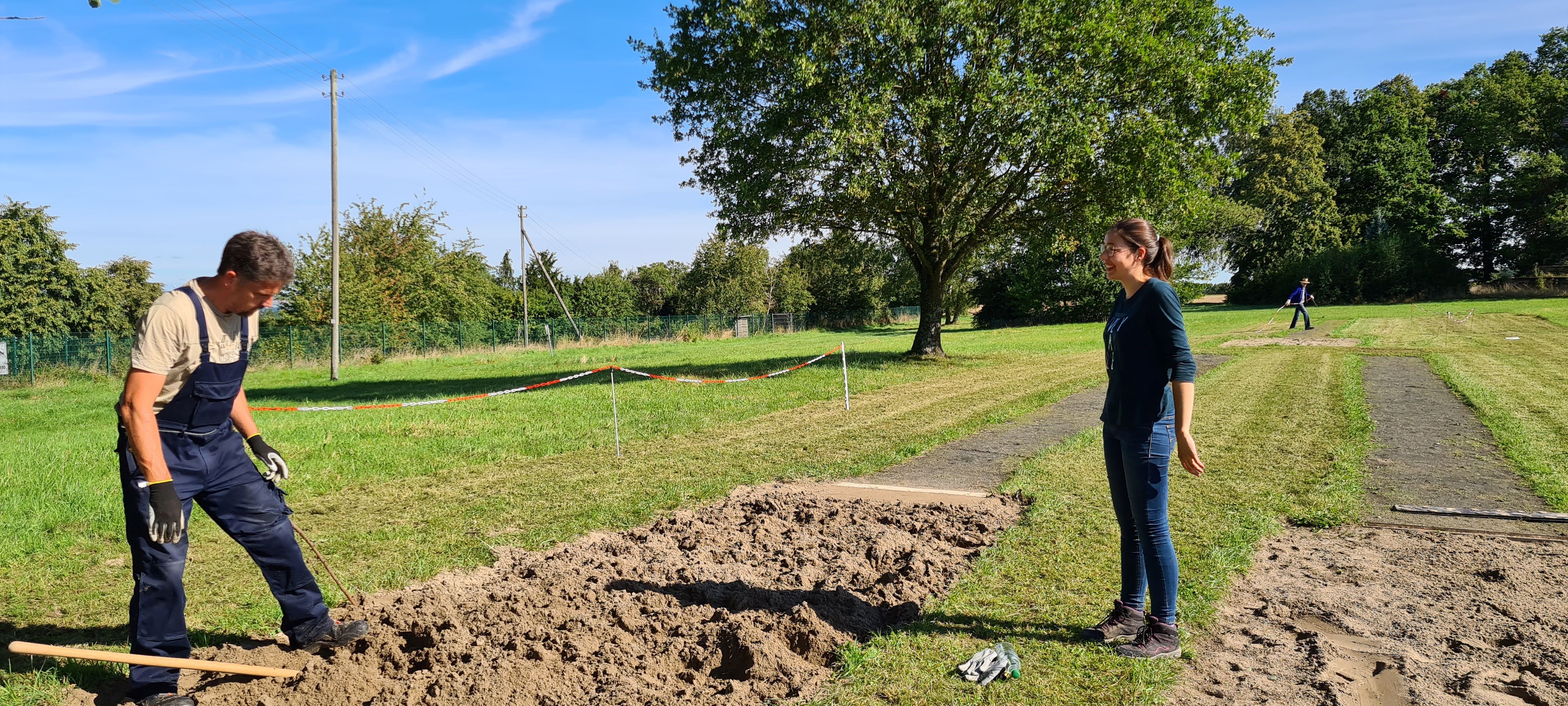 Vorbereitung Platz Gaubergfest 1 Kopie